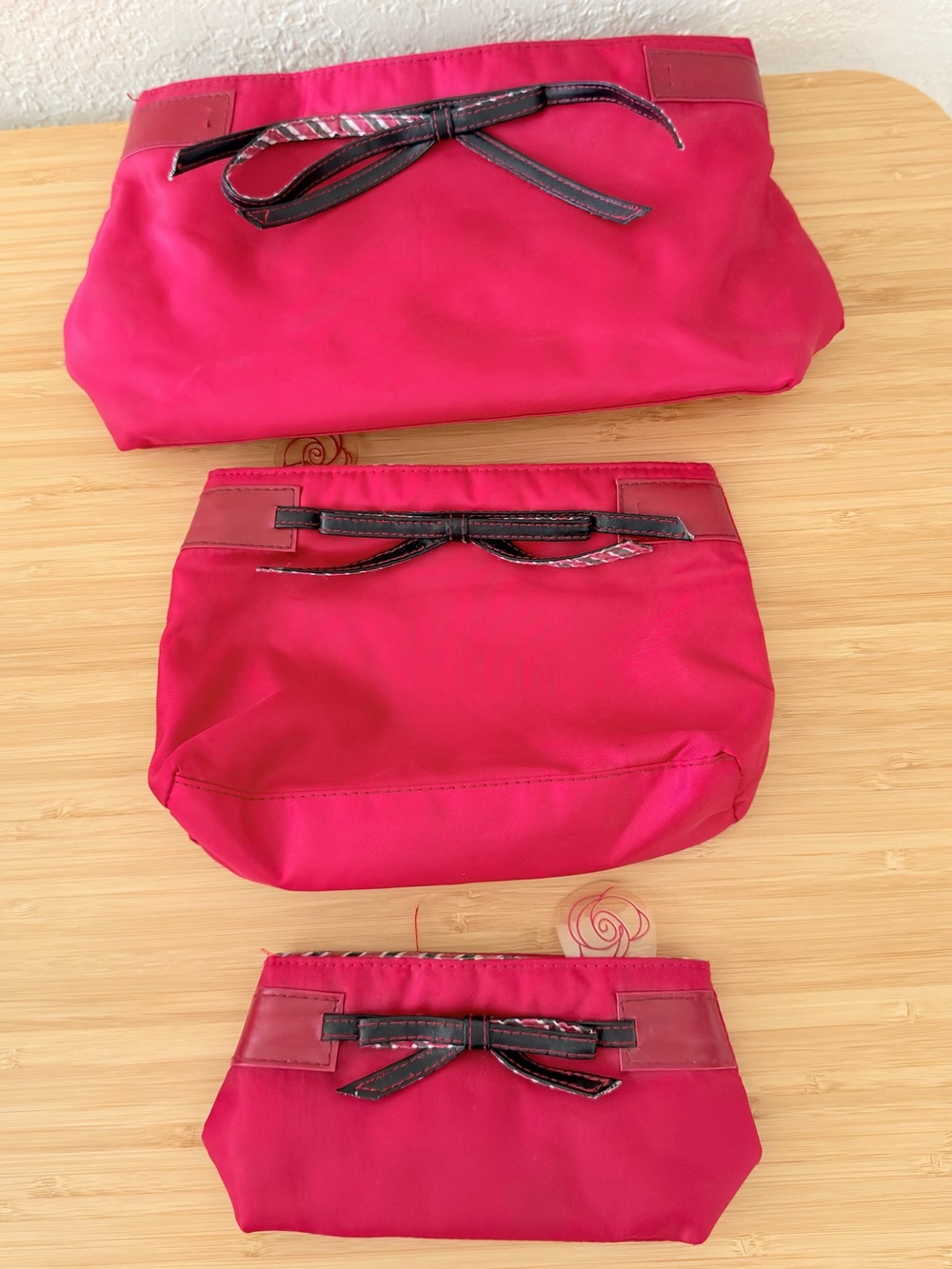 Lancôme Paris 3-Piece Fuchsia Cosmetic Makeup Bag Set Bow Rose Travel Pouches